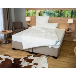 BeCo Winter-Bettdecke »Proneem«, mit Milbenschutz, 100 % Baumwolle - B-Ware