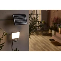 LIVARNO® LED-Solarstrahler mit Bewegungsmelder (Schwarz) - B-Ware neuwertig