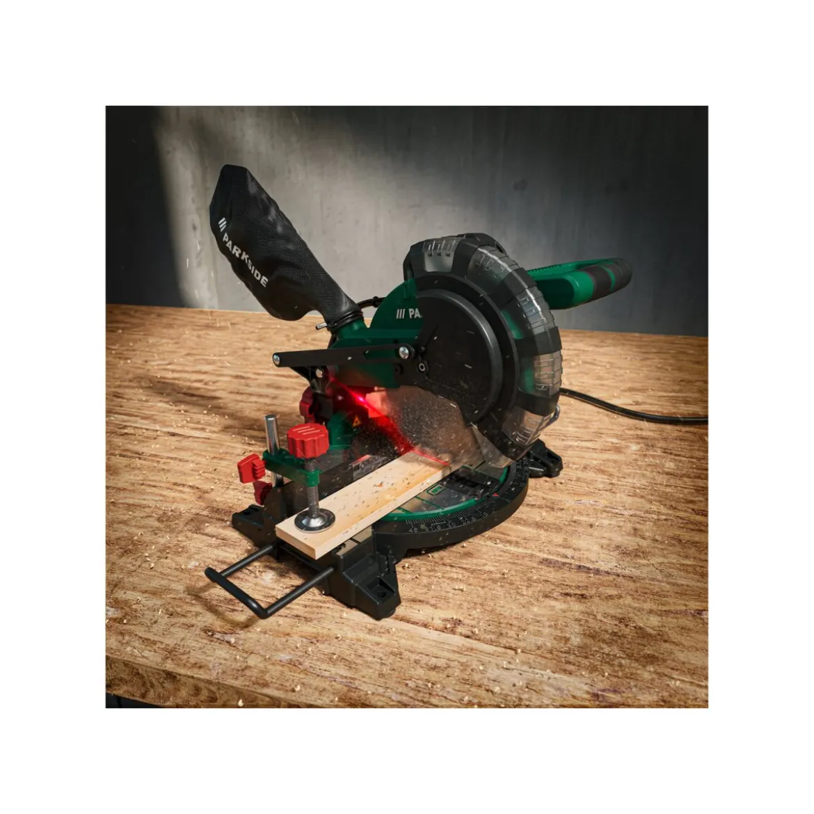 PARKSIDE® Kapp- und Gehrungssäge PKS 1500 C4, 1500 W, mit Laser - B-Ware
