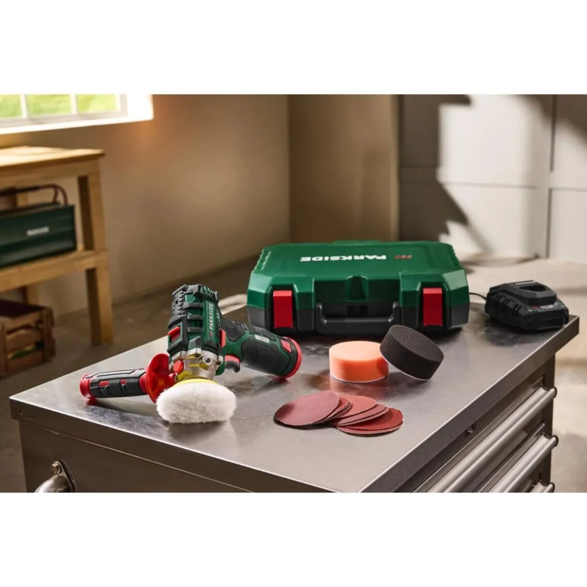 PARKSIDE® 12 V Akku-Ausbesserungspolierer PAAP 12 F6, mit Akku und Ladegerät - B-Ware neuwertig