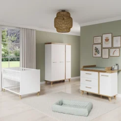 roba Kombi-Kinderbett 'Smile', 70 x 140 cm, Füße aus Eiche massiv / weiß - B-Ware sehr gut
