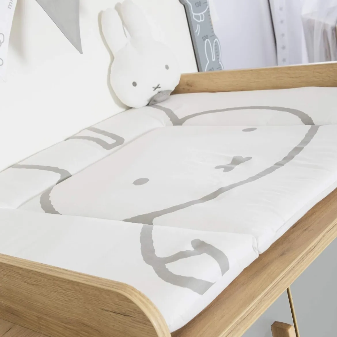 roba Wickelauflage Miffy, 85 x 75 cm, weiß/grau - B-Ware neuwertig