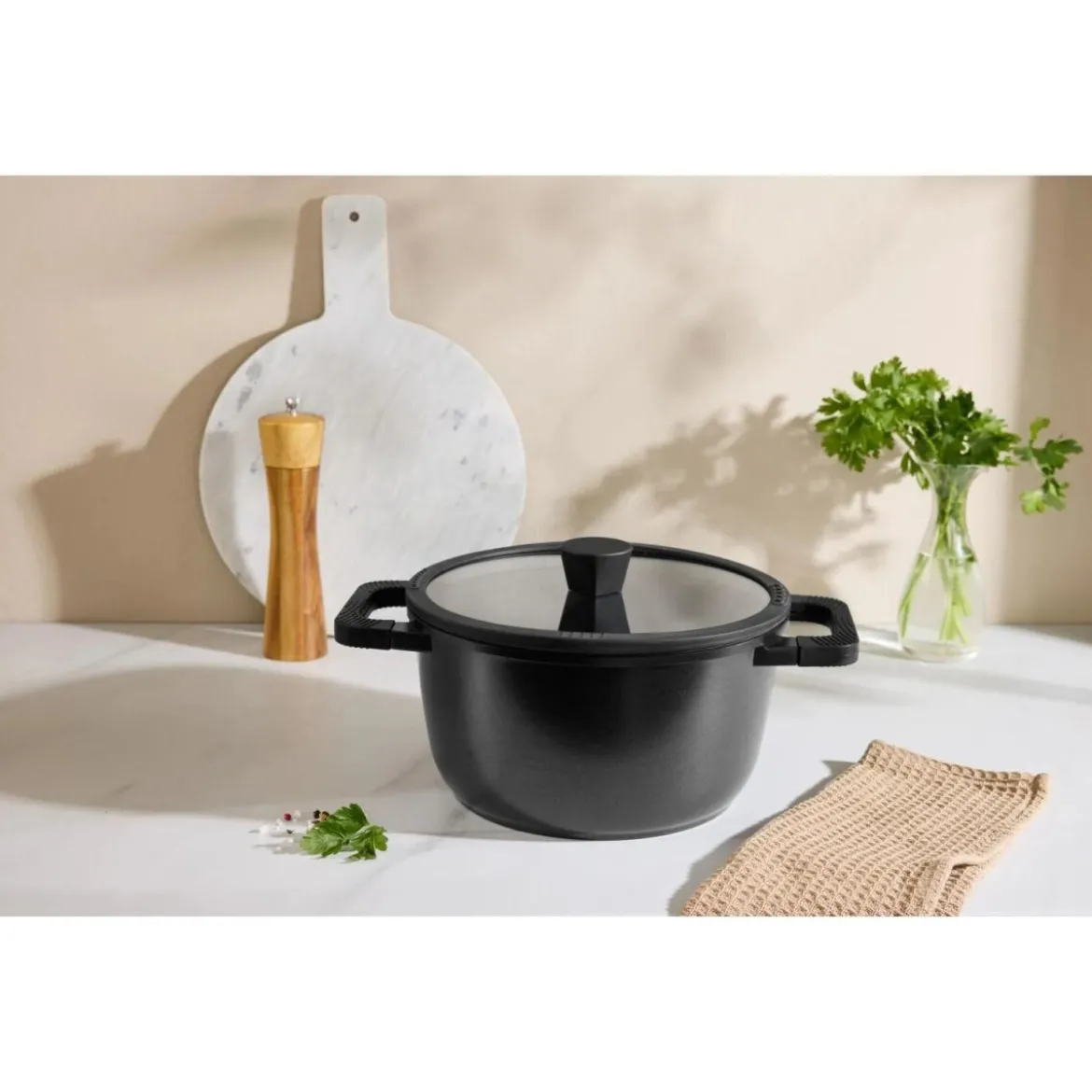 SILVERCREST® Aluguss-Kochtopf, Ø 24 cm, schwarz - B-Ware neuwertig